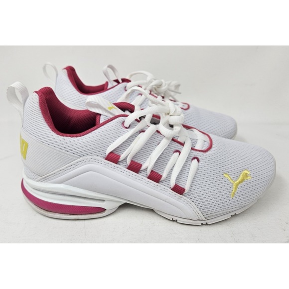 Puma Other - PUMA Axelion Mesh Lace Up Girl's Size 4.5C Sneakers Shoes Pink 194285-05, EUC!